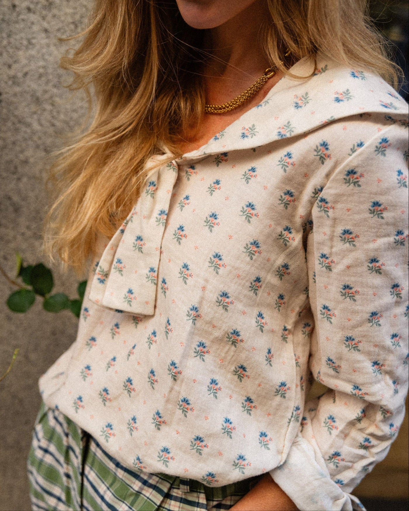 Blusa Navy Gasa Miniflor