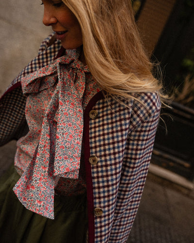 Chaquetita Ducken Azul y Burdeos